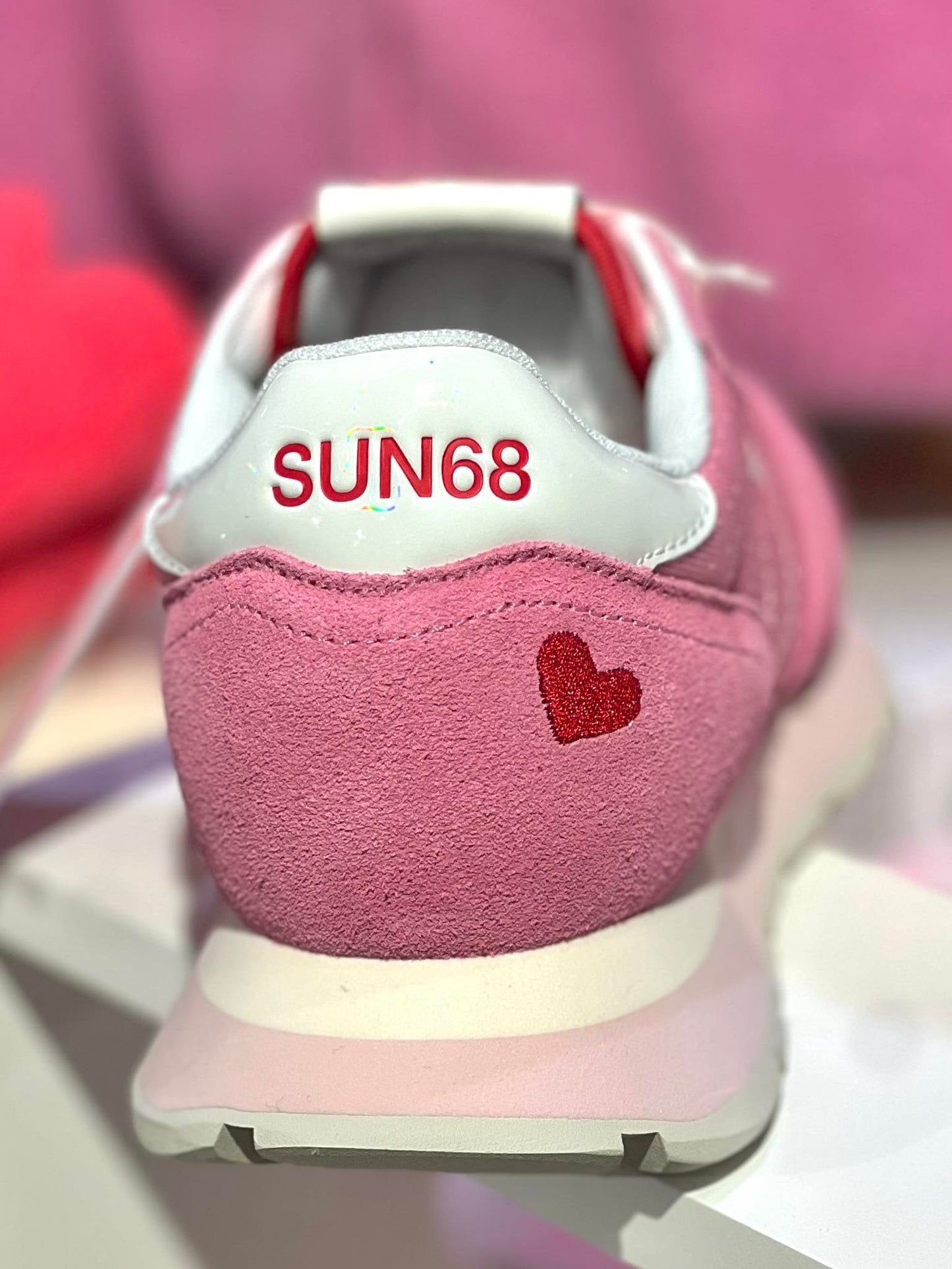 SUN 68 roses